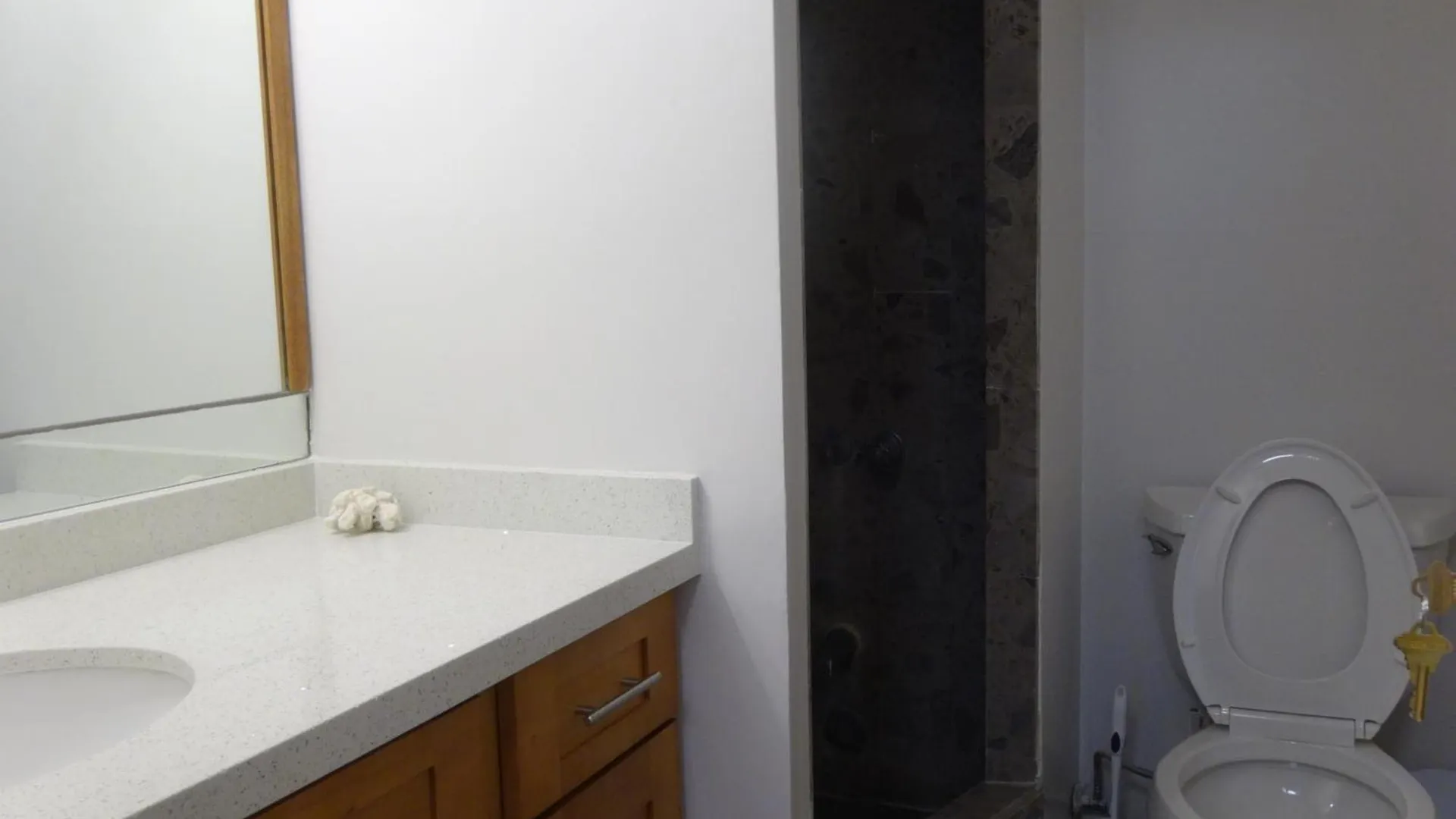 Waikiki Studio Steps To Beach-Mall Free Parking-Wifi Honolulu 0*,  United States